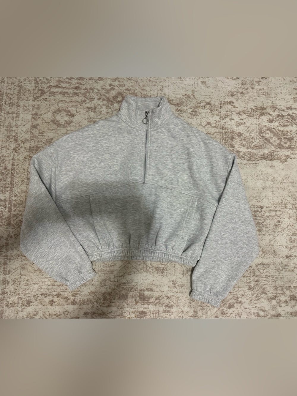 Cropped Light Gray Half-Zip Pullover Sweatshirt
